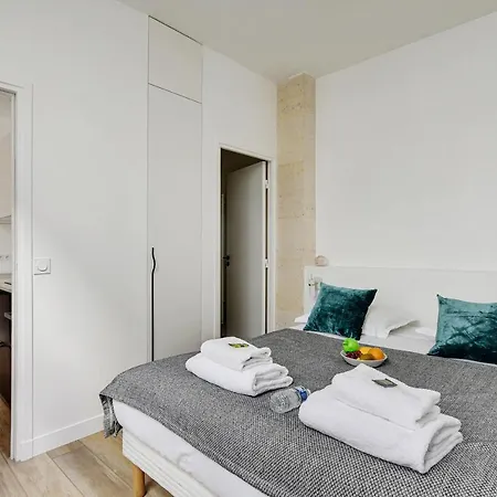 Chic -2br-6p- Oberkampf-republique Париж