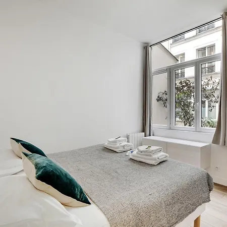 Апартаменты Chic -2br-6p- Oberkampf-republique Париж