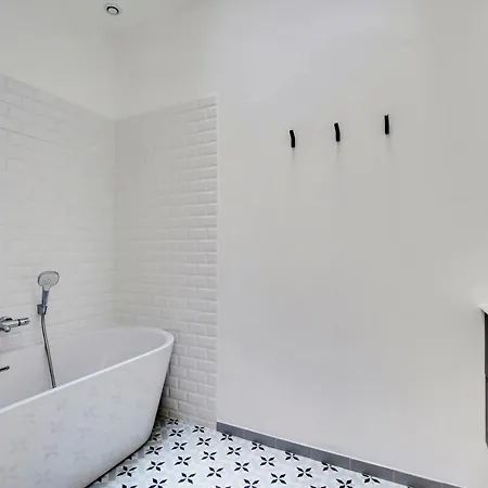 Chic -2br-6p- Oberkampf-republique Appartamento *